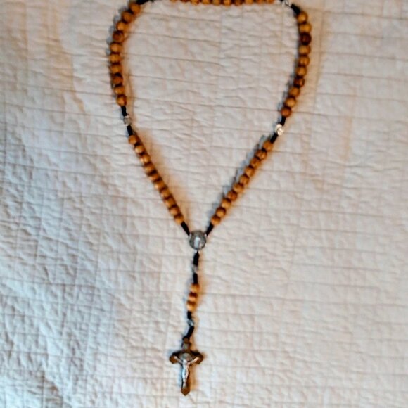 Leinuosen Handmade Wooden Rosary Beads Jesus Crucifix 19"Long, Kids- Men-Woman - Picture 3 of 7